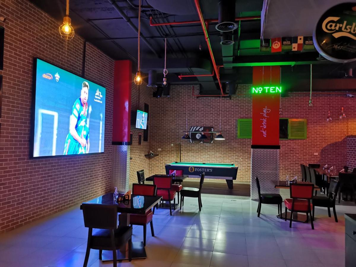 KICKERS SPORTS BAR, Dubai - Menu, Preços & Comentários de Restaurantes